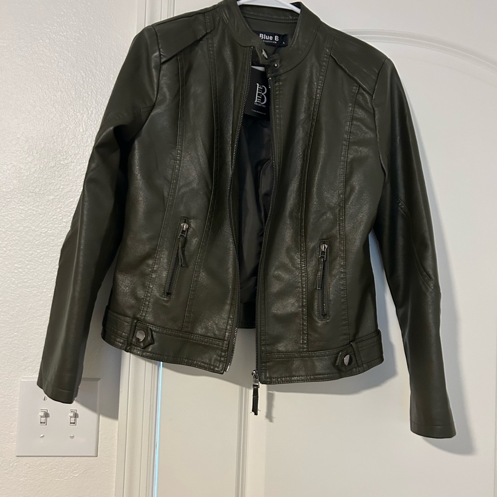 NWT Blue B Collection Faux Leather Moto Round Collar Jacket - Large - Olive